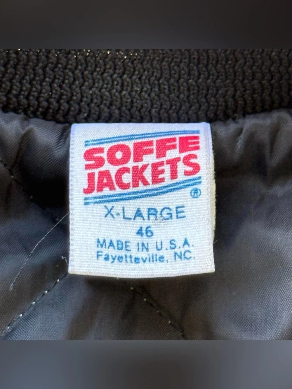 Vintage 80’s 90’s US MARINES Quilted Satin Bomber Jacket